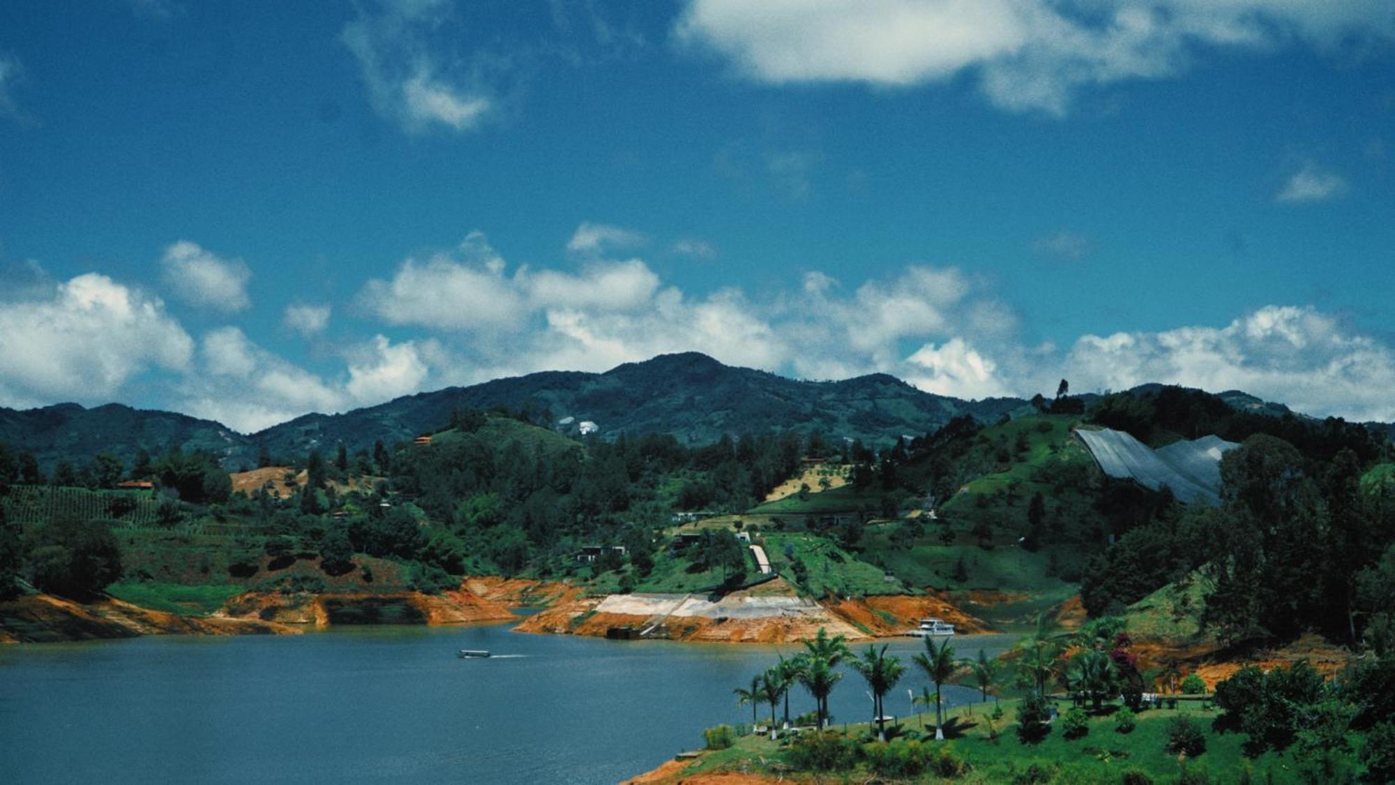 Viajero Guatape Hostel & Lake Club ภายนอก รูปภาพ