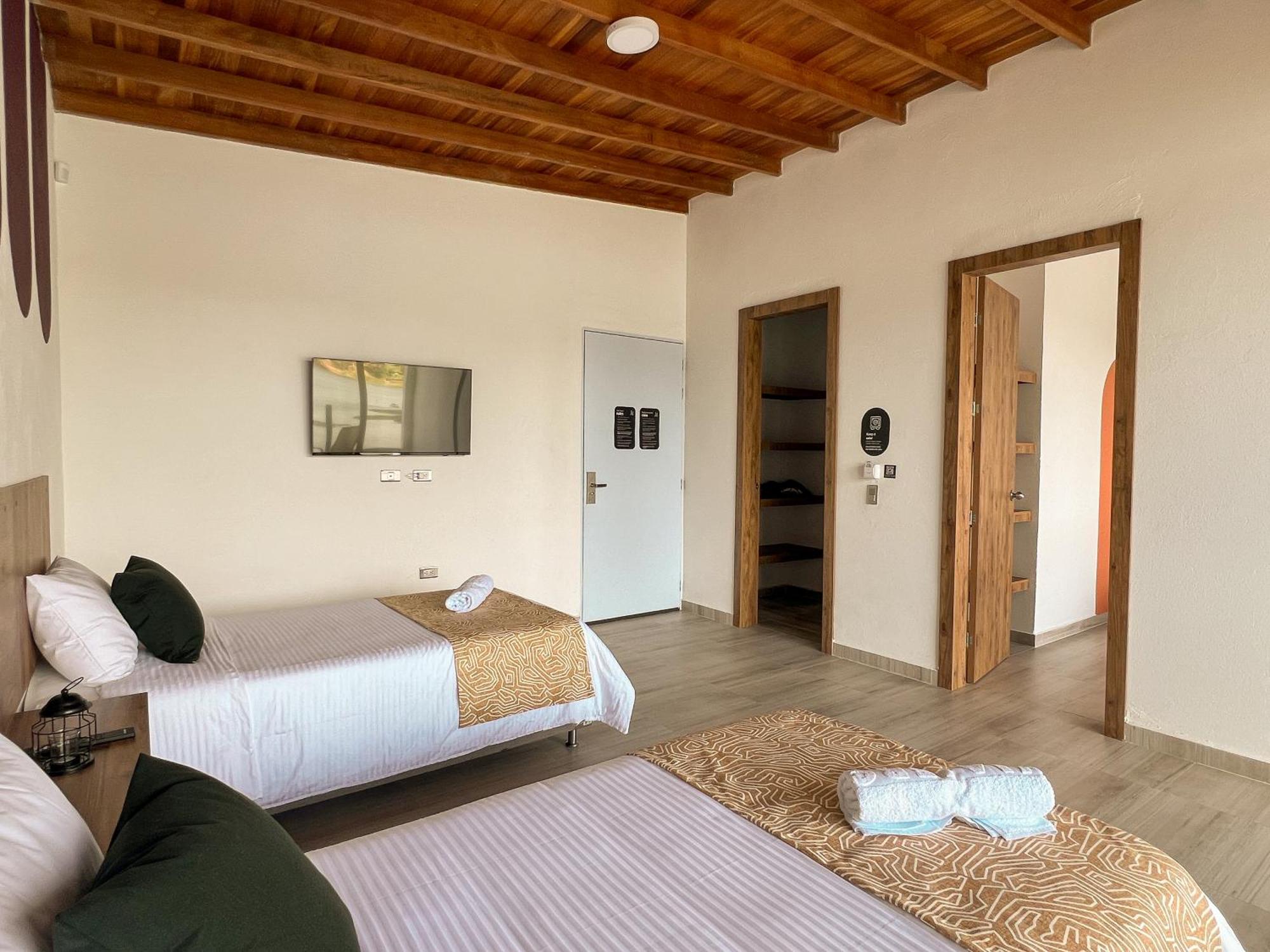 Viajero Guatape Hostel & Lake Club ห้อง รูปภาพ